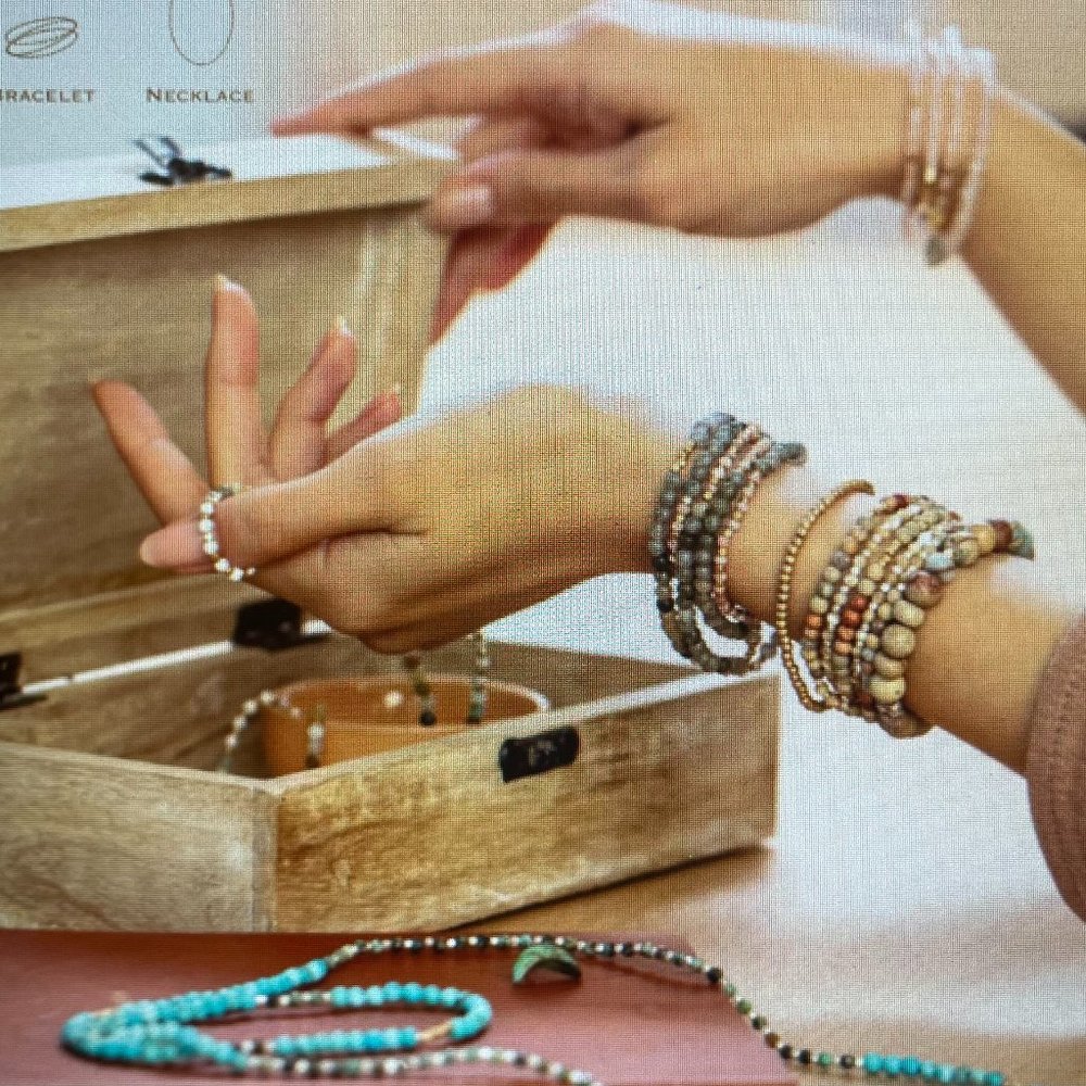 Bracelet